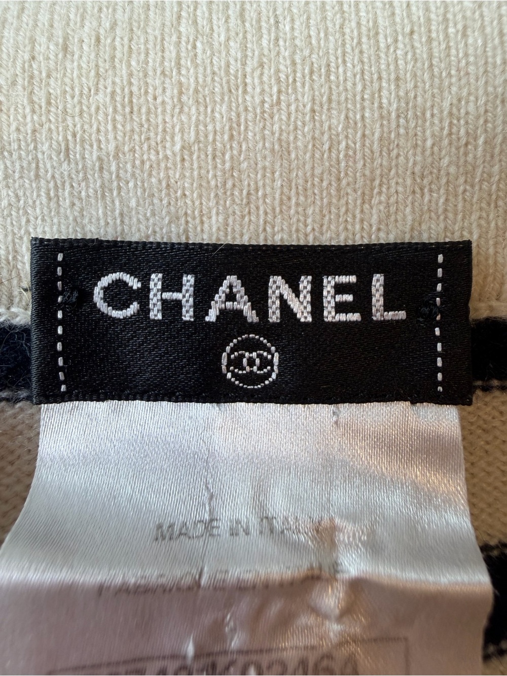 CHANEL 100% Cashmere CC Button Chain Shoulder Breton Sweater FR 40 US 8 - Picture 5 of 15